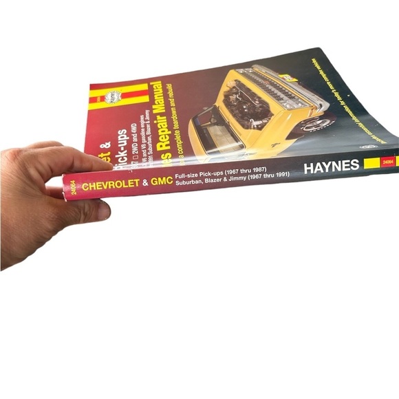 Chevrolet & GMC Pickups 1967 Thru 1987 Haynes Automatic Repair Manual # 24064 - Picture 3 of 13